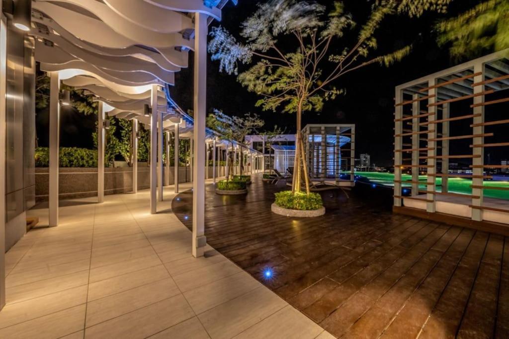 Sina Troika Residence Kota Bharu 2Br Wifi Netflix Pool Exterior photo